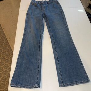 Levis Jeans 512 Womens Size 4 Short Perfectly Slimming Bootcut Med Wash Pocket